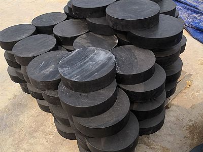 青川县板式橡胶支座由若干层橡胶片与薄钢板经加压硫化